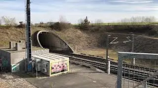 AWESOME TUNNEL SOUND! Highspeed SBB Intercity flies out of the &Ouml;nzberg high speed tunnel at 205km/h