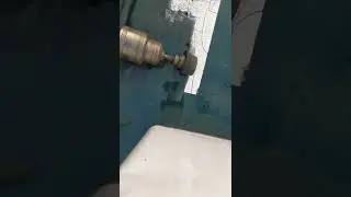 BMW MINI Cooper, removing roof decals using rubber bush