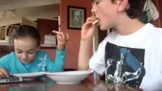 TRYING A POP TART FOR THE FIRST TIME!