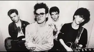 some girls are bigger than others - the smiths (rare demo)