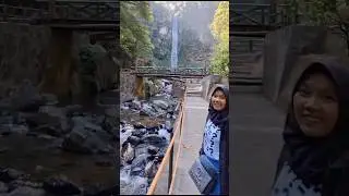 Menikmati Keindahan Air Terjun Grojogan Sewu ‼️ #airterjun #grojogansewu #tawangmangu  #karanganyar