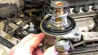 DIY: 2002-2005 Honda Civic thermostat replacement.