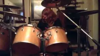 Jyn Yates jammin' on 70s Wooden Ludwigs #chickdrummer
