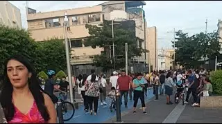 Lucia 100% SV est&aacute; en vivo MIRA Q BUENO ESTA EL AMBIENTE EN EL CENTRO HIST&Oacute;RICO