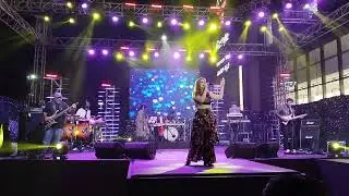 Shruti pathak live performance
