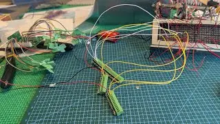 ProCustomFigures 1/6 Scale BatComputer LED Chaser Install -- Part 3