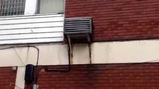 Broken air con that plays a jazz drum solo!!