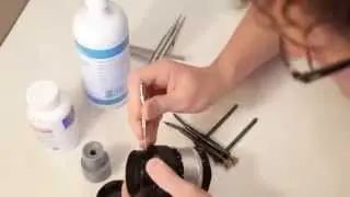How to Clean Lens Oil on a Aperture for Nikon 55mm 3.5 Micro P.C Nikkor Lens Part 1/2