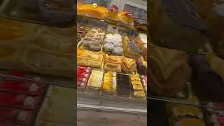 A REGULAR PORTUGUESE BAKERY😋🇵🇹#shorts #bakery #food #travel #cuisine #omg #wow #portugal #yummy