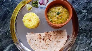 पिठलं, ज्वारीची भाकरी ||प्रसाद रेसीपी |Soul n Spice