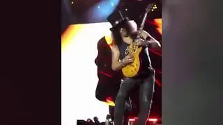 Slash - Broken String Guitar Solo