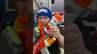 Слишком бородатый парень из Nerf делает обзор на преемника Slingfire 2018 года &mdash; Zombie Strike Sc...