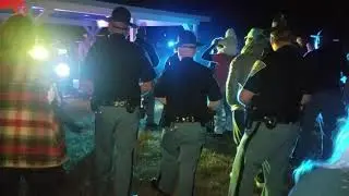BACK the BLUE rally done RIGHT.  Follow the lead AMERICA!!
