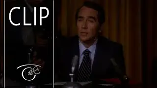 En la cresta de la ola - Clip 2