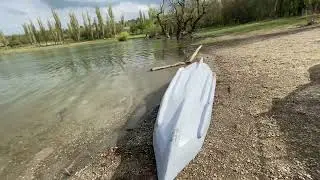 Самодельный каяк из пенопласта и стеклоткани и смолы