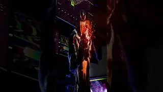 Venom (Harry Osborn) se roba el meteorito del simbionte ☄️ de OSCORP en MARVEL SPIDER-MAN 2