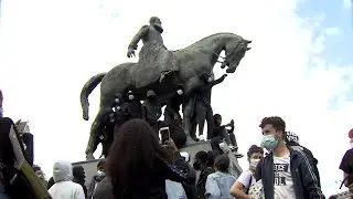 Thousands are calling for the statue of Belgium&rsquo;s colonial-era king, Leopold II, to be removed