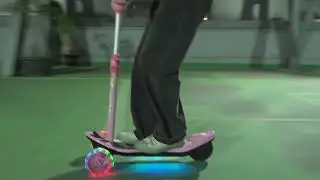 iScooter 3 Wheel Kids Electric Scooter Height Adjustable Kick Scooter With Flashing Wheels