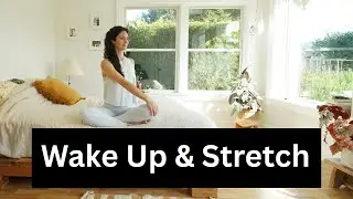 5 min. Morning Yoga in Bed l Morning Stretches in Bed