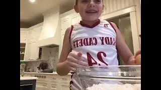 Sunday baking adventures! Pt.1 #adventure #besties #baking #fypシ #funny #yummy #like #subscribe #hi