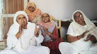Main to Baba ki Ghani ladli hai#bhajan#music #music #ytshortsindia #omdevi 