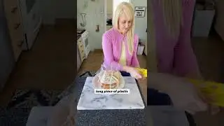 Как защитить украшенный торт и сохранить его свежим