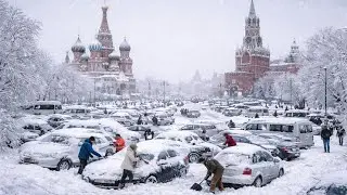 Москва завалена снегом: сильнейшая метель в России, город затоплен снегом