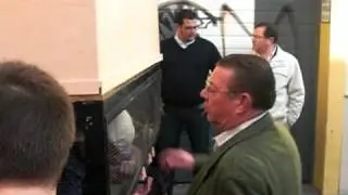 bronca manolo villanueva en sta. marta.mov