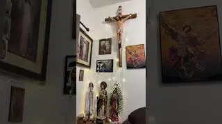 Santo Rosario con Alicia está en vivo UNIDOS EN ORACIÓN CON EL SANTO ROSARIO DEL DÍA VIERNES