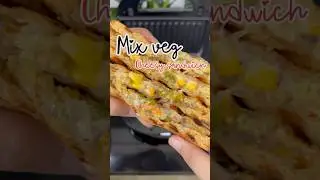 Cheesy Mix Veg Sandwich with White Sauce | Caf&eacute; Style at Home| Quick Snack Recipe
