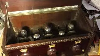 Freshman Masterpiece tube radio
