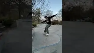FAKIE FRONTSIDE FLIP 😱 #skateboarding #shorts