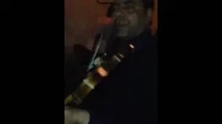 yalnız bırakıp gitme bu akşam yine erken...
