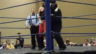 Colossalcon 2016: Kalahari Gorilla Wrestling Match!