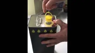 How to open a can of olive oil