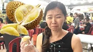 Yaikss!! Eating Durian in SS2 Kuala Lumpur?!?!