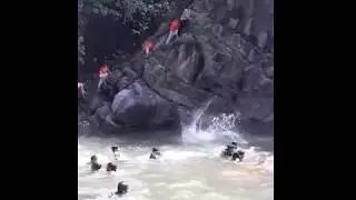 Neela Sandh Video 100ft Deep 2018 Eid Special Day Enjoying  people