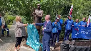 Video #299: Sri Chinmoy Peace Statue Inaugurated in Criccieth, Wales