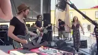 Zella Day - Hangout Music Festival 15 May 2015 (Part 1)