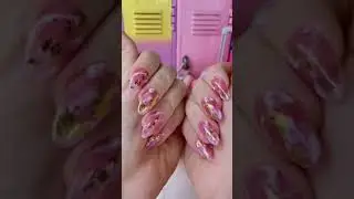 Peachy Queen - Aimee Rauseo