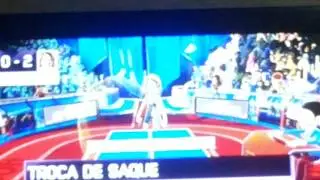Jogando um  pouco tennis  de mesa kinect sports