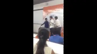 Ted Mosby in India
