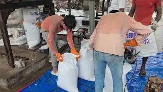 Calcium Chloride Powder Making Machine , Chemical Grinding Machine, Calcium Chloride Lumps Powder