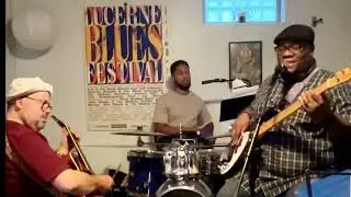 Renew My Subscription live jam