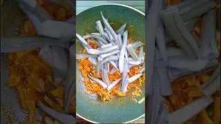 Kakila Fish Bhuna 😋 | Spicy Kakla Fish Recipe | Kakila Macher Recipe #shorts #Kakla Fish