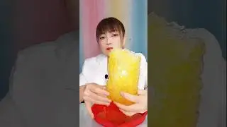FLAKY ICE EATING / asmr ice eating