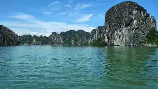Hercules Luxury Cruise tour in Halong Bay, Vietnam (1)