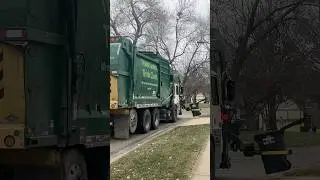WM Garbage Truck #garbagetrucks #trashtruck #short #shorts #shortsfeed