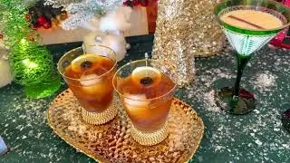 Shake Up the Holiday Spirit: Festive Christmas Cocktails to Delight Your Guests