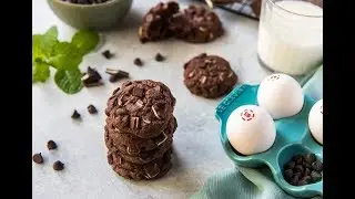 Mint Chocolate Chip Cake Mix Cookies